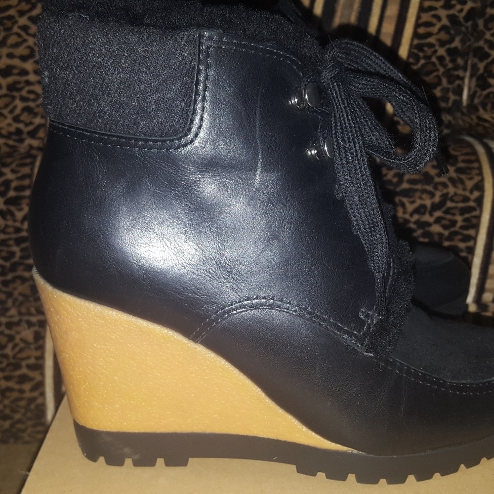 Cole haan wedge ankle boots waterproof